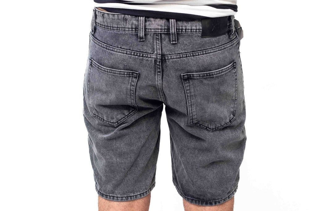 GREY WASHED DENIM SHORT